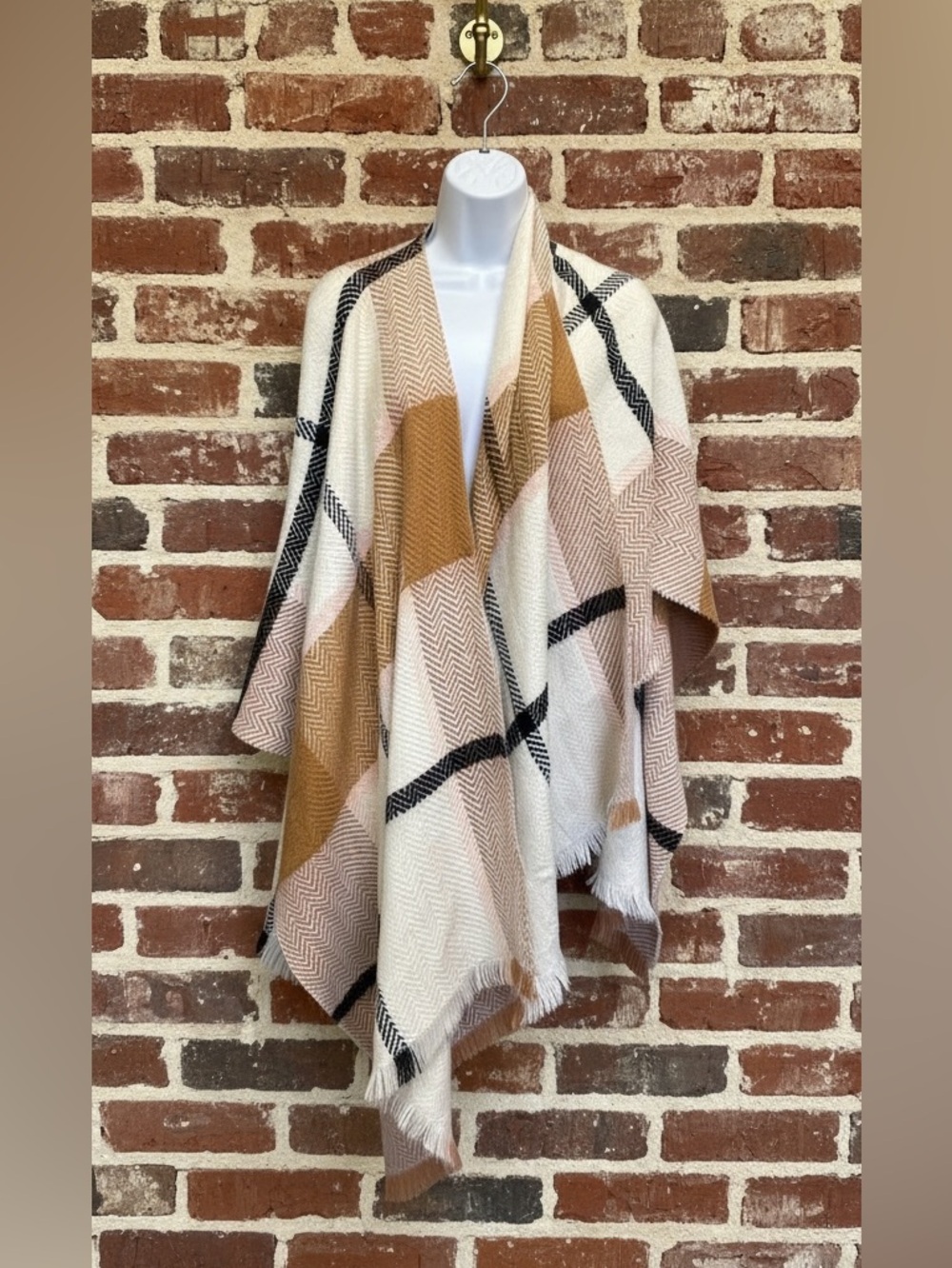Old Navy Plaid Open-Front Fringe Poncho Shawl Size OS